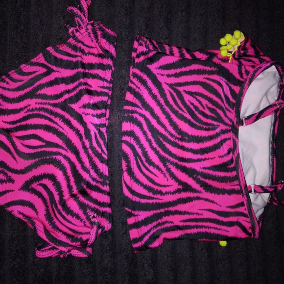 Size 4 Tankini with tassles - Picture 2 of 4